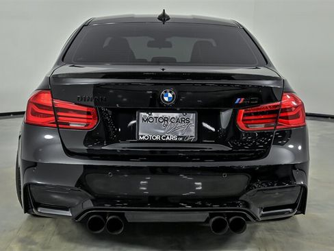 Used 2018 BMW M3 RWD image 8