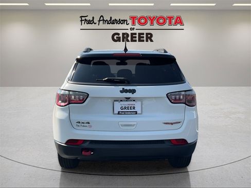 Used 2018 Jeep Compass Trailhawk image 17