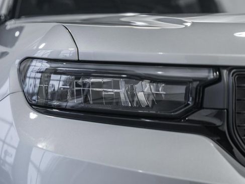 New 2025 Jeep Grand Cherokee Limited image 13