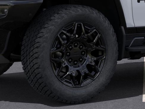 New 2025 GMC Hummer EV 3X w/ LPO, Illumination Package image 44