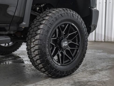 Used 2020 Chevrolet Silverado 2500 LTZ w/ LTZ Plus Package image 62