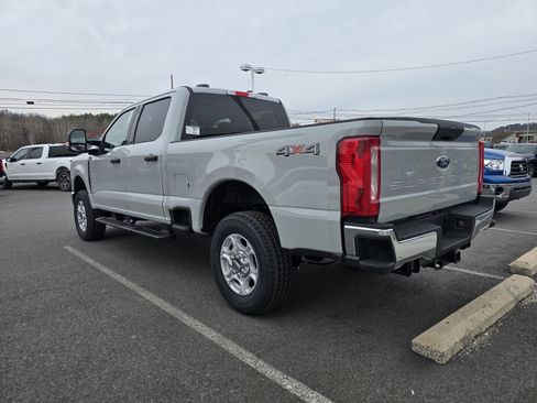 New 2026 Ford F250 XLT image 6