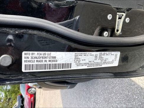 Used 2022 Jeep Compass Latitude w/ Sun and Sound Group image 14