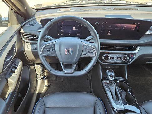 Used 2025 Buick Envista Sport Touring FWD image 28