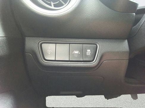 Used 2019 Kia Forte LXS FWD image 29