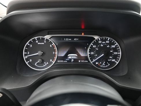 Used 2023 Nissan Rogue SV image 25