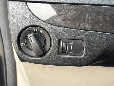 Used 2015 Dodge Grand Caravan SE w/ Quick Order Package 29E SE FWD image 21
