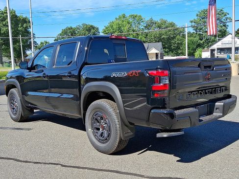 New 2025 Nissan Frontier PRO-4X w/ Interior Protection Package image 3