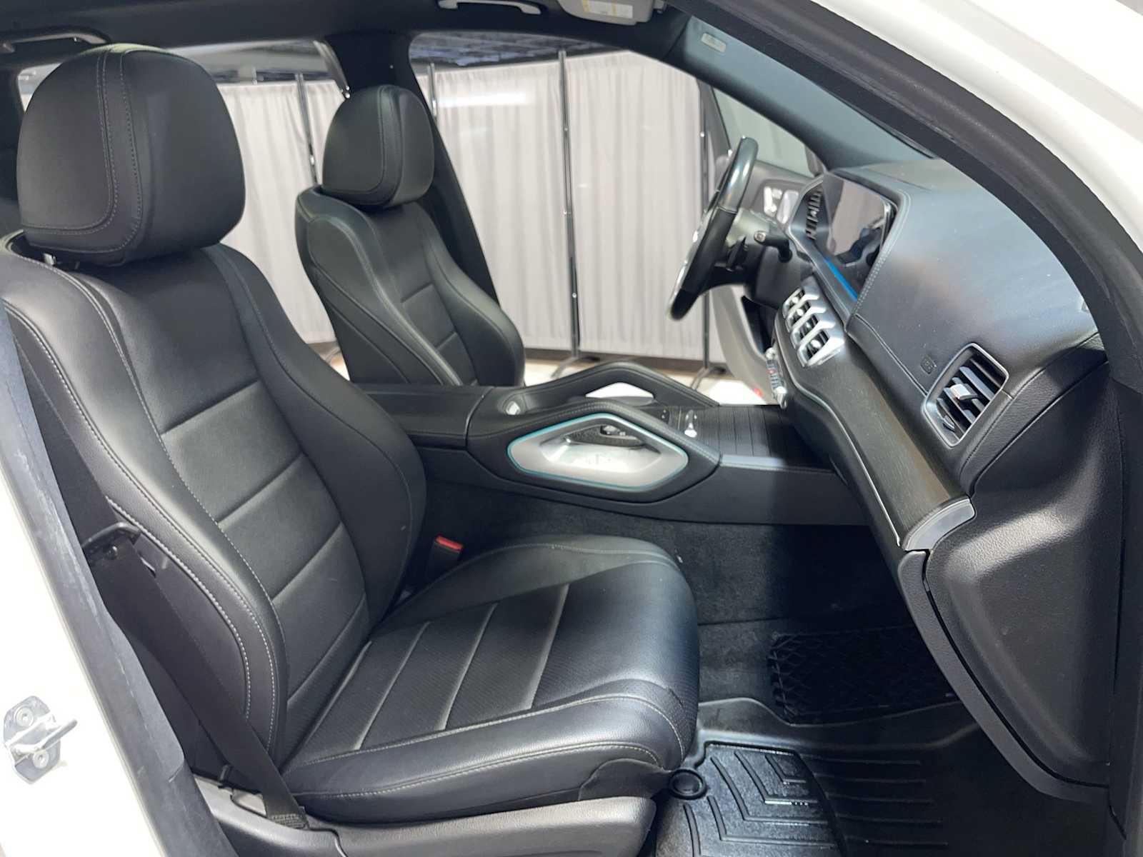 Used 2020 Mercedes-Benz GLS 450 4MATIC image 14