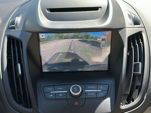 Used 2018 Ford Escape SEL FWD image 21