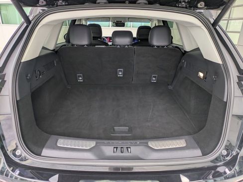 Certified 2024 Lincoln Nautilus Reserve AWD/4WD image 14