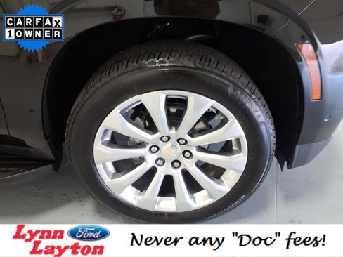 Used 2025 Chevrolet Tahoe Premier w/ Sun And Tow Package image 9