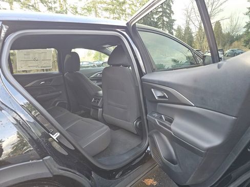 New 2026 Chevrolet Equinox EV LT image 25