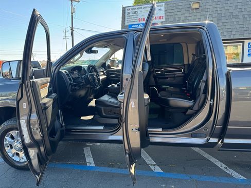 Used 2022 RAM 2500 Laramie AWD/4WD image 6