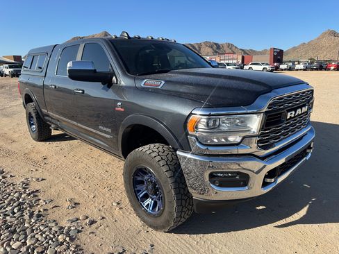 Used 2022 RAM 3500 Limited AWD/4WD image 7