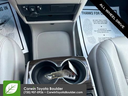 Used 2020 Toyota Sienna XLE w/ XLE Navigation Package AWD/4WD image 30