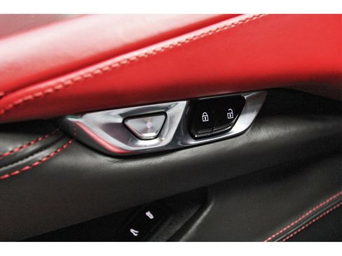 Used 2023 Chevrolet Corvette Stingray Premium Cpe w/ Battery Protection Package image 19