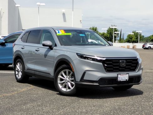 Used 2023 Honda CR-V EX-L image 2