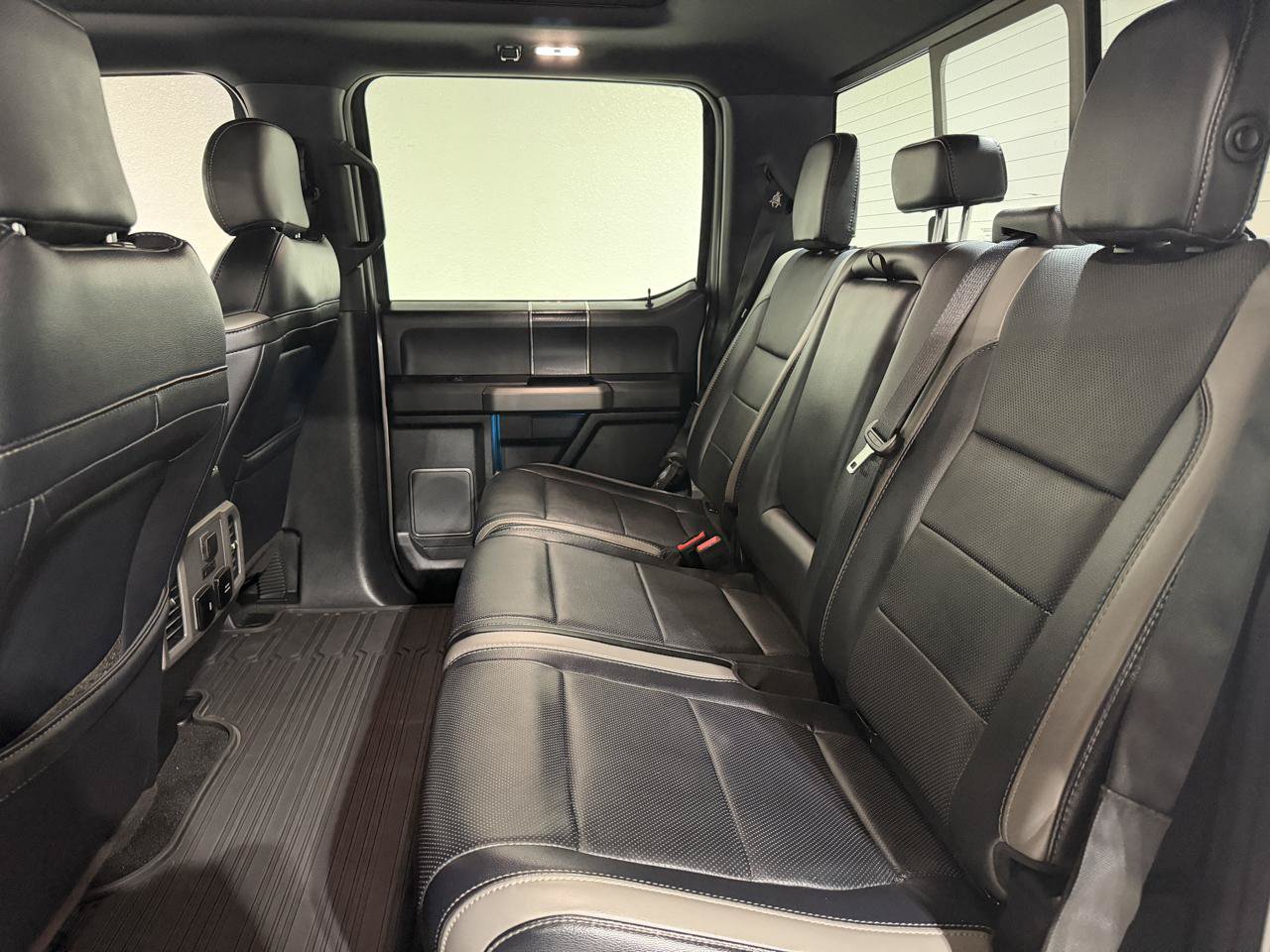 Used 2018 Ford F150 Raptor w/ Equipment Group 802A Luxury AWD/4WD image 12