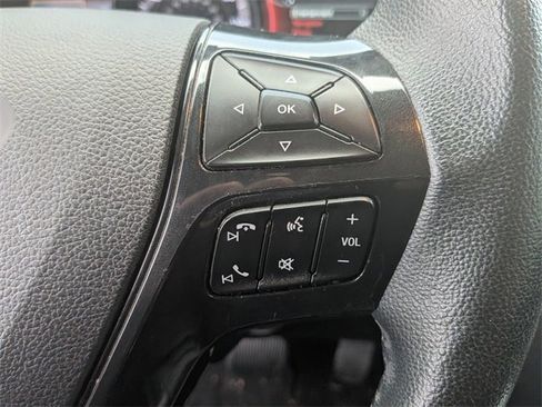 Used 2018 Ford Explorer XLT w/ Equipment Group 202A image 16