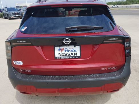 New 2026 Nissan Kicks SR w/ Cold Weather Package AWD/4WD image 7