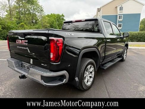 Used 2023 GMC Sierra 1500 SLT AWD/4WD image 5