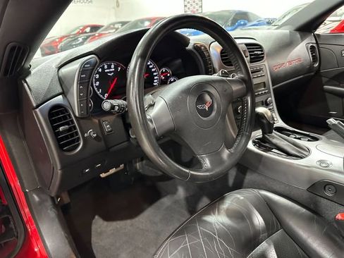 Used 2006 Chevrolet Corvette Convertible w/ Preferred Equipment Group image 10