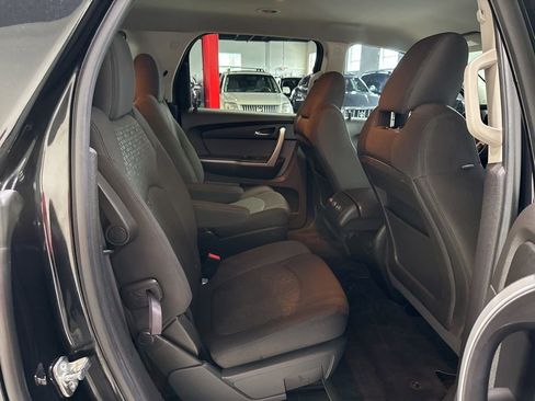 Used 2011 GMC Acadia SLE FWD image 30
