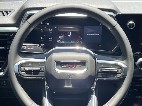 New 2025 GMC Canyon Elevation w/ Convenience Package image 18