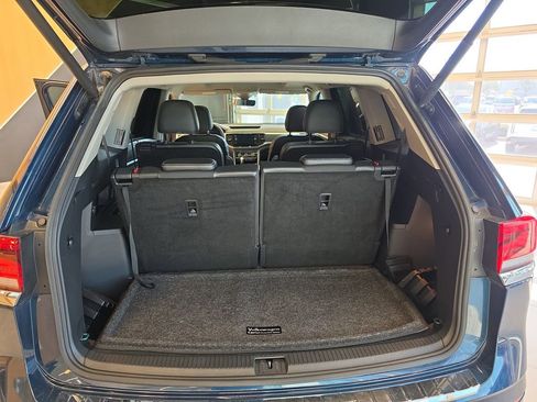 Used 2022 Volkswagen Atlas SEL Premium AWD/4WD image 29