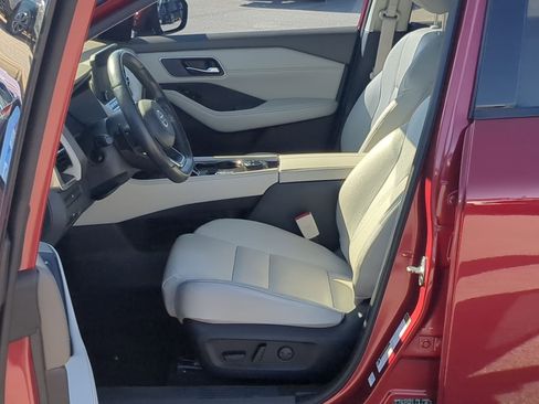 Used 2021 Nissan Rogue SL AWD/4WD image 11