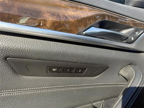 Used 2019 BMW 540i xDrive w/ Convenience Package image 9