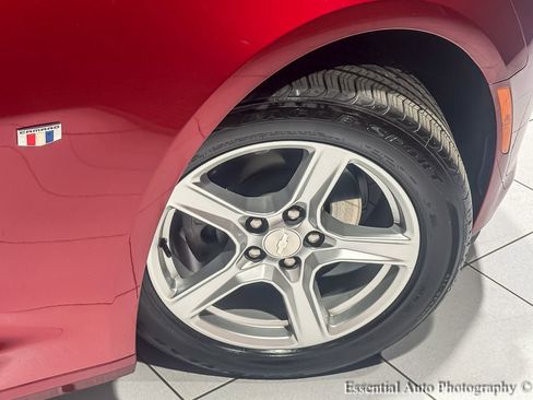 Used 2024 Chevrolet Camaro LT w/ Technology Package RWD image 13