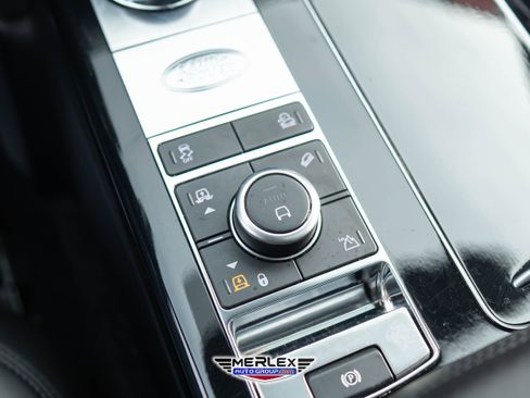 Used 2018 Land Rover Range Rover Long Wheelbase Supercharged image 37