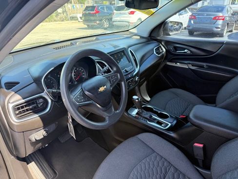 Used 2019 Chevrolet Equinox LT FWD image 11