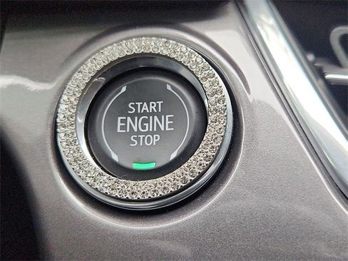 Used 2024 Chevrolet Trax ACTIV w/ Driver Confidence Package image 16