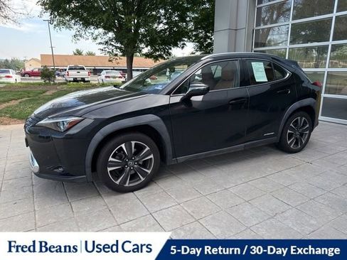 Used 2019 Lexus UX 250h w/ Cold Area Package AWD/4WD image 16