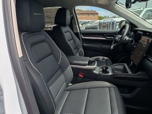 New 2026 GMC Terrain Denali AWD/4WD image 24