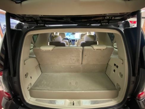 Used 2017 GMC Yukon Denali w/ Open Road Package AWD/4WD image 13