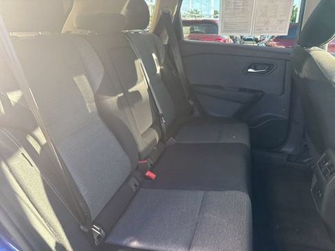 Used 2023 Nissan Rogue SV AWD/4WD image 13