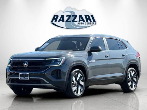 Used 2024 Volkswagen Atlas Cross Sport SE FWD image 7