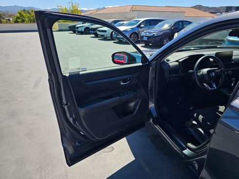 Used 2024 Honda CR-V LX image 19