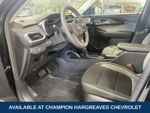 Certified 2023 Chevrolet TrailBlazer LT w/ Convenience Package FWD image 13
