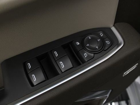 New 2026 GMC Sierra 1500 SLT AWD/4WD image 16