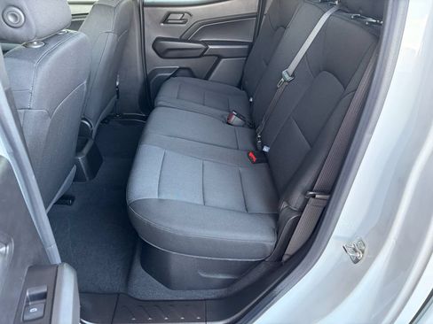 Used 2024 Chevrolet Colorado W/T AWD/4WD image 10