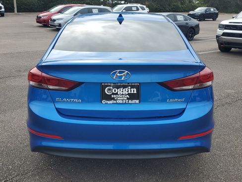 Used 2017 Hyundai Elantra Limited w/ Limited Tech Package 04 image 12