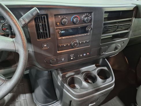 Used 2025 GMC Savana 2500 w/ Driver Convenience Package RWD image 15