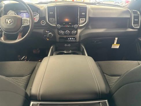 New 2026 RAM 1500 Express AWD/4WD image 28