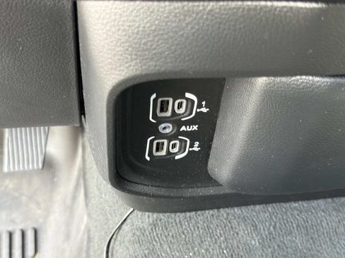 Used 2022 RAM 1500 Big Horn AWD/4WD image 31