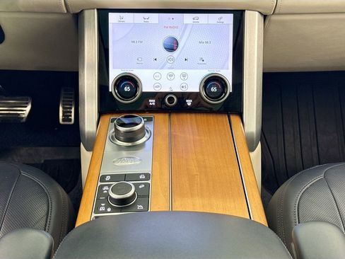 Used 2020 Land Rover Range Rover Long Wheelbase Autobiography image 12